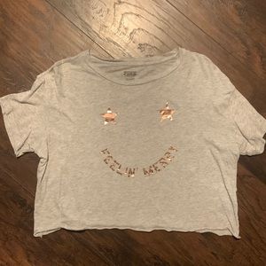 FEELING MERRY PINK Crop Tee